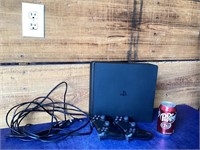 Working PS4 with 2 working controllers