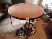 Rd. Padded Card Table - 42" Diameter - Contents