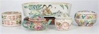 Lot: 5 Pcs.: Old Chinese Porcelain Items.