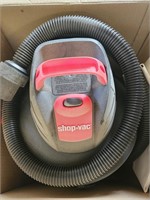 Shop Vac. 12 gallon w/ box. Not tested