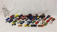 Die Cast Toy Vehicles ~ Lot of 39 ~ Various Brands