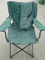 Folding Camp Chair With Bag, Green  Like New