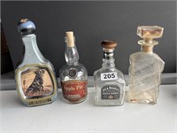 4 Vintage Whiskey Bottles U234