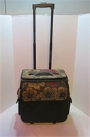 Suitcase on Wheels w/collapsible handle