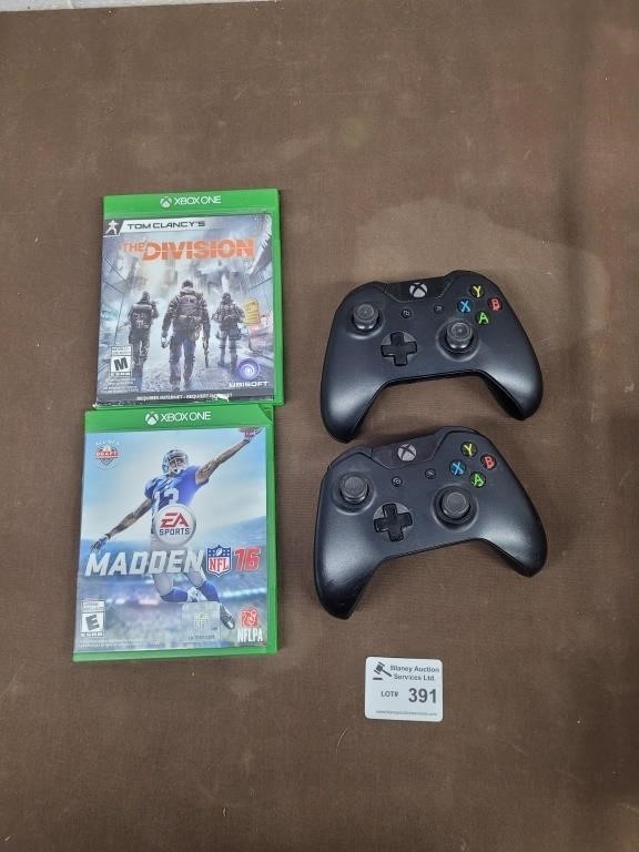 Xbox One games and controllers