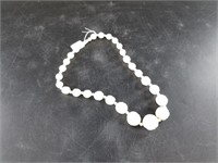 Beautiful fluted ivory beaded necklace, Old Asian,