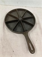 Cast iron 9” pan