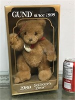 1989 Gund bear