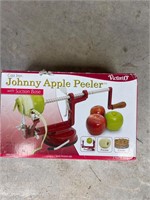 Johnny Apple Peeler