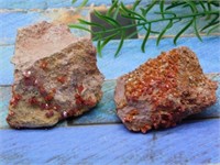 VANADINITE ROCK STONE LAPIDARY SPECIMEN