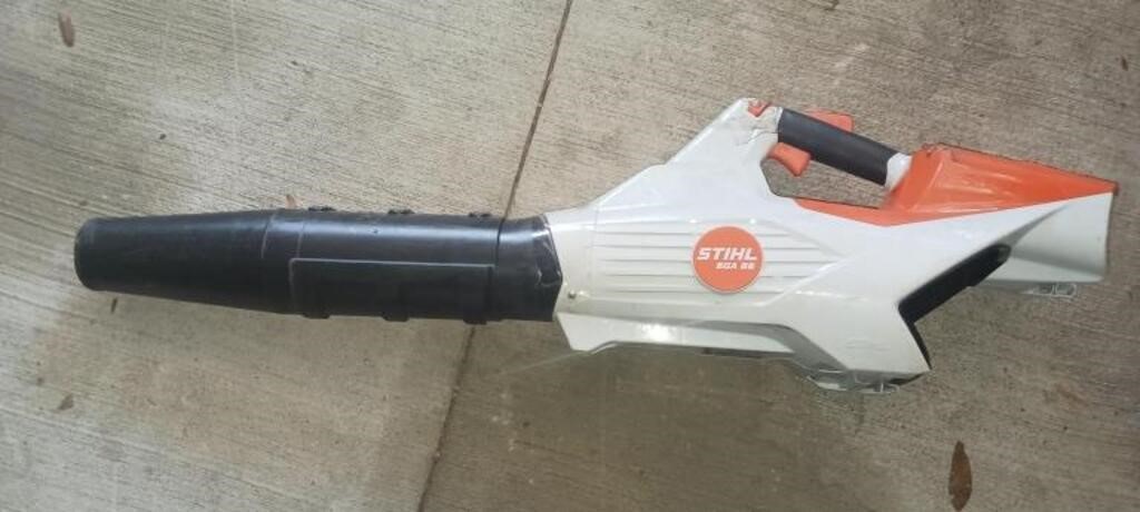 STIHL BLOWER NO BATTERY OR PACK