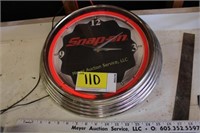 Snap-on clock - works