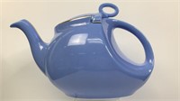 Vintage Hall Streamline 6 Cup Tea Pot #0329