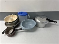 Pressure Pot and more kitchen items