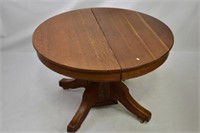 Round Oak Pedestal Extension Dining Room Table