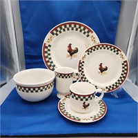TOTE OF ROOSTER DISHES