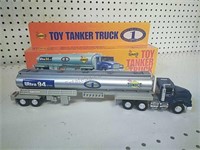 Sunoco 1994 Collectors Edition Toy Tanker Truck