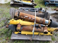 Pallet of Hydraulic Cylinders