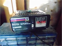 MOTOMASTER 6AMP BATTERY CHARGER
