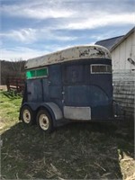 (NT) 2 horse trailer