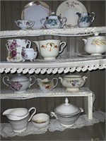 VTG PORCELAIN CREAMERS+SUGARS COLLECTION