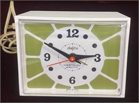 Westclox Dunmar Dialite Electric Alarm Clock