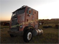 1970's Freightliner Cabover twinscrew