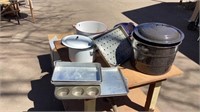 Assorted Kitchen Pot, Pans, and baking sheets,