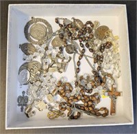 Costume Jewelry Religious Rosaries 1 Tray