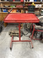 Red work table/bench