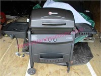 like new "range master" gas grill