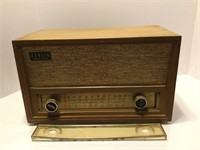 Vintage Zenith AM/FM Tube Radio Wooden Case