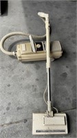 Electrolux Vacuum Cleaner (untested) *LYS