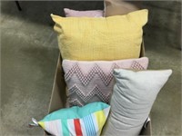 6 ASSORTED TOSS PILLOWS