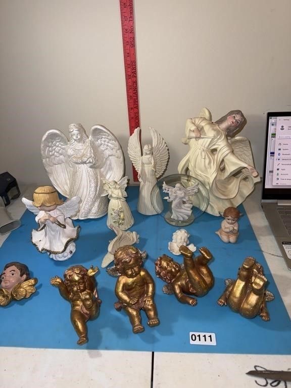 Ceramic resin and plaster angels