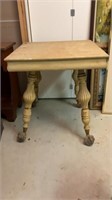 Vintage Table With Claw Feet