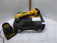 DeWalt Right Angle Drill - Driver / 2 Batteries