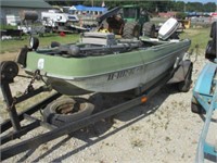 1336) Terry bass boat w/50hp Johnson motor