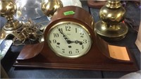 SLIGH MANTLE CLOCK