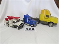 PENNZOIL TRUCK CAB; GMC ENERGY TRUCK, METRO -