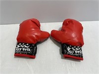 Toyvelt Red Small Kids boxing gloves