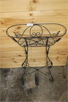 Metal Plant Stand