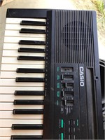 Casio Keyboard CT-607. No cord