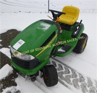 JOHN DEERE LA100 LAWN TRACTOR 18.5HP BRIGGS.