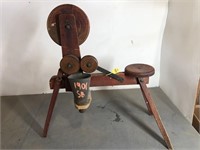 Antique Pink Pony Stuffing Machine for Making Rugs