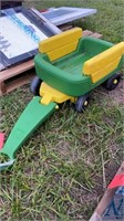 John Deere toy wagon