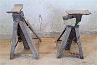 Pair of axle stands