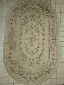 Vintage Oval Floral Area Rug