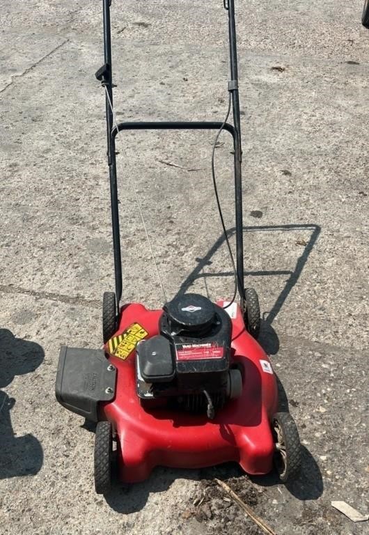 Yardwork 20" Lawn Mower. Loose and turns over.