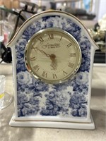 Blue / white clock